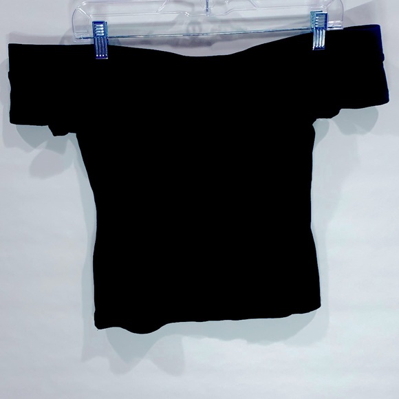 Guess black off the shoulder half zip pullover Crop top - Picture 6 of 8